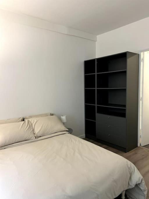 Le Petit Paris Compiegne Apartment Bagian luar foto